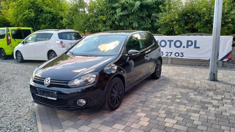 Czarny (metalik) Używany 2009 VW Golf VI Hatchback | 14 900 zł (Uczciwa cena) - Obraz 1/4