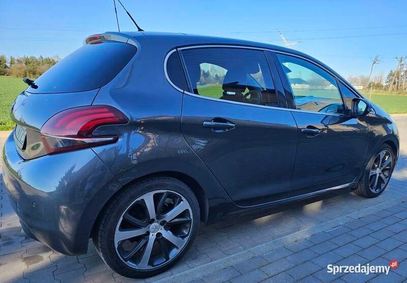 Szary Używany 2012 Peugeot 208 Hatchback | 13 900 zł (Uczciwa cena) - Obraz 1/4