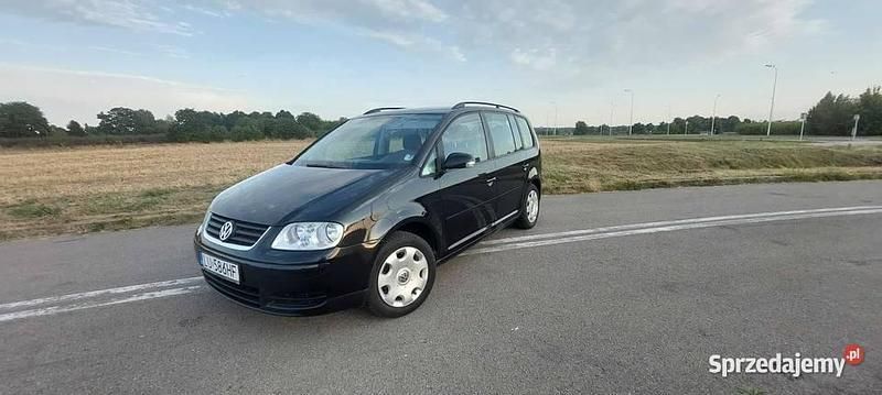 Czarny Używany 2004 VW Touran Minivan | 14 500 zł (Dość drogi) - Obraz 1/4
