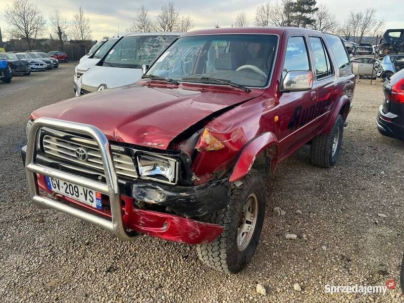 Czerwony Używany 2001 Toyota 4 Runner SUV | 22 200 zł - Obraz 1/4