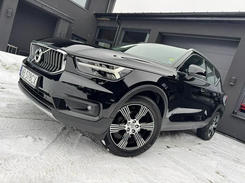 Używany Volvo XC40 Inscription 150 KM (110 kW) 2018 Czarny (metalik) SUV