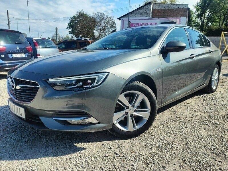 Szary Używany 2019 Opel Insignia Hatchback | 58 600 zł (Uczciwa cena) - Obraz 1/4