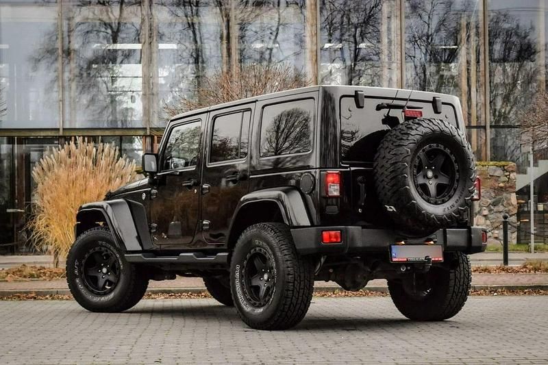 Używany Jeep Wrangler 284 KM (208 kW) 2016 Czarny SUV