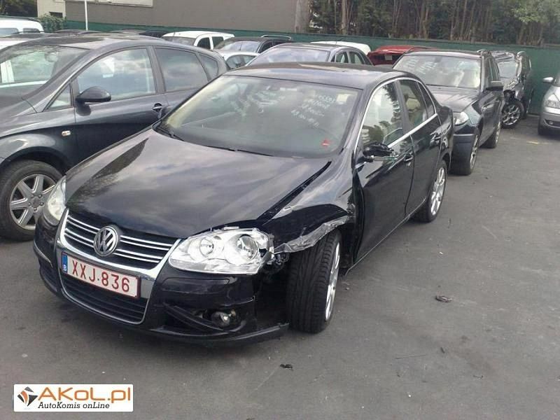 Czarny (metalik) Używany 2009 VW Jetta Sedan/Limuzyna | 43 435 zł - Obraz 1/1