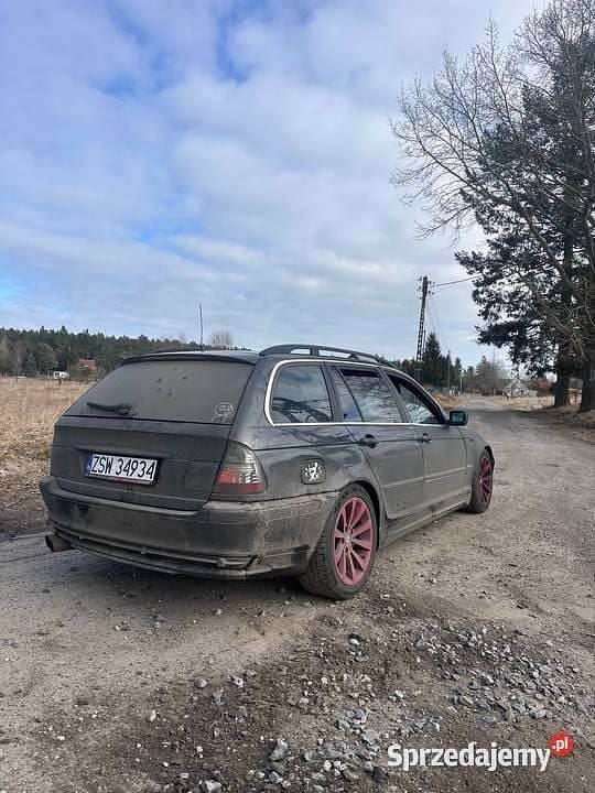 Używany BMW 320 2003 Czarny Kombi