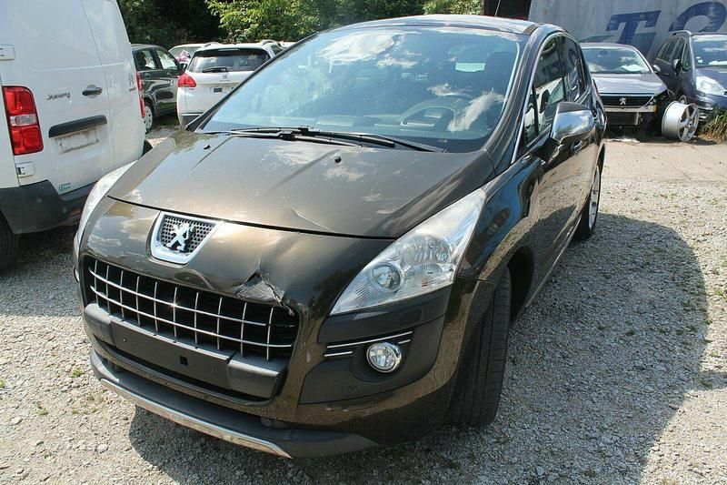 Brązowobeżowy Używany 2011 Peugeot 3008 Minivan | 11 900 zł (Super Cena) - Obraz 1/4
