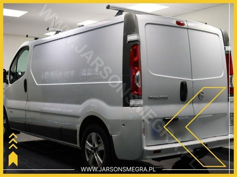 Używany Nissan Primastar 114 KM (83 kW) 2012 Biały Minivan