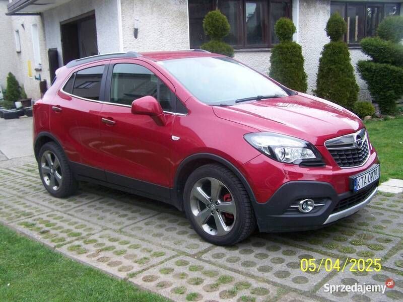 Bordowy Używany 2013 Opel Mokka Cosmo SUV | 39 900 zł (Uczciwa cena) - Obraz 1/4
