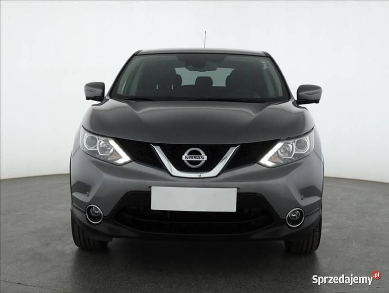 Szary Używany 2015 Nissan Qashqai SUV | 46 999 zł (Uczciwa cena) - Obraz 1/4
