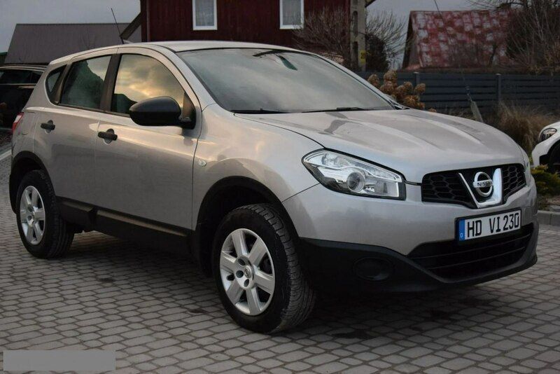Szary Używany 2011 Nissan Qashqai SUV | 32 900 zł (Uczciwa cena) - Obraz 1/4