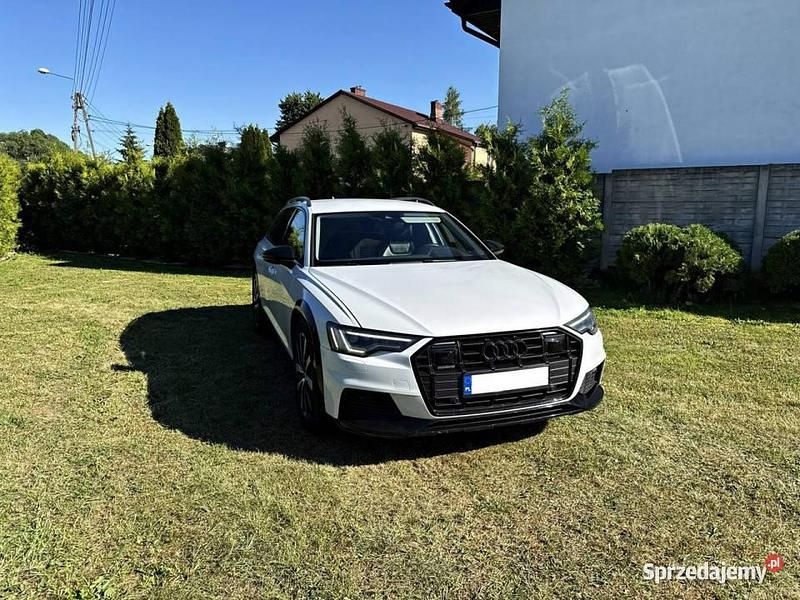 Biały Używany 2020 Audi A6 Allroad Kombi | 134 500 zł - Obraz 1/4