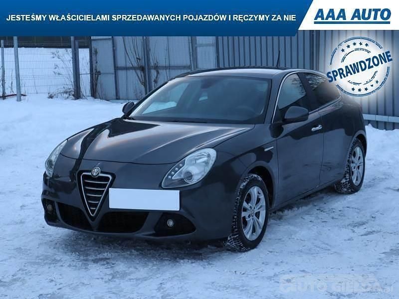 Używany Alfa Romeo Giulietta 170 KM (125 kW) 2010 Szary Hatchback