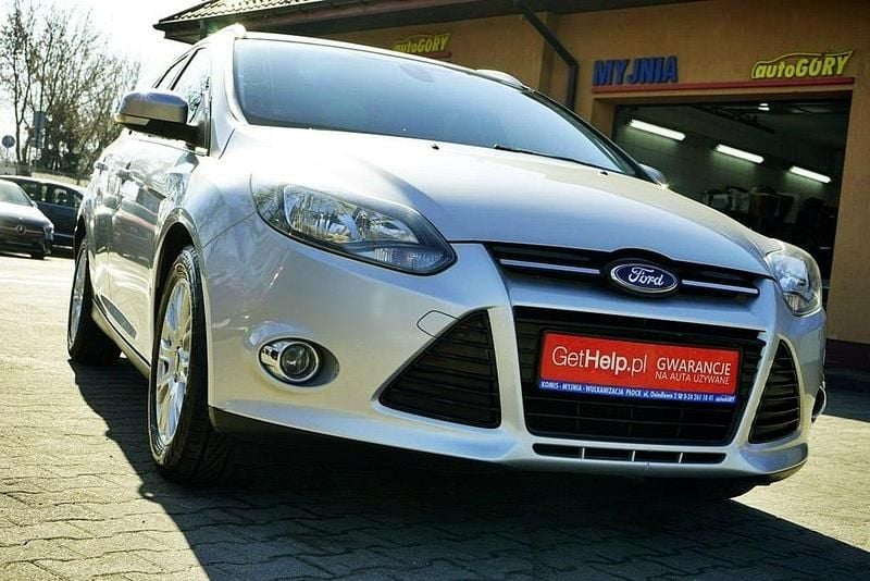 Używany Ford Focus 115 KM (84 kW) 2014 Srebrny Kombi