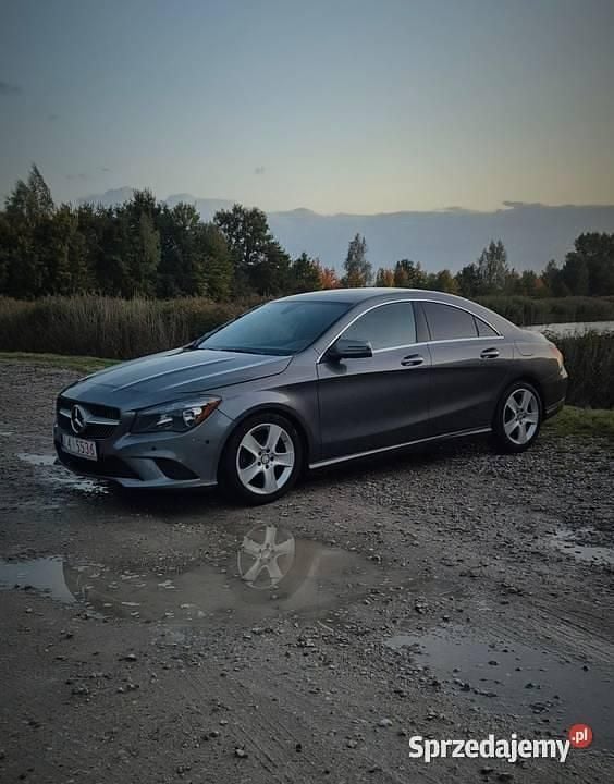 Używany 2015 Mercedes CLA250 Sedan/Limuzyna | 55 000 zł (Dobra cena) - Obraz 1/4