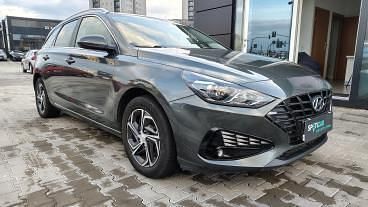 Używany Hyundai i30 Comfort 110 KM (80 kW) 2022 Zielony