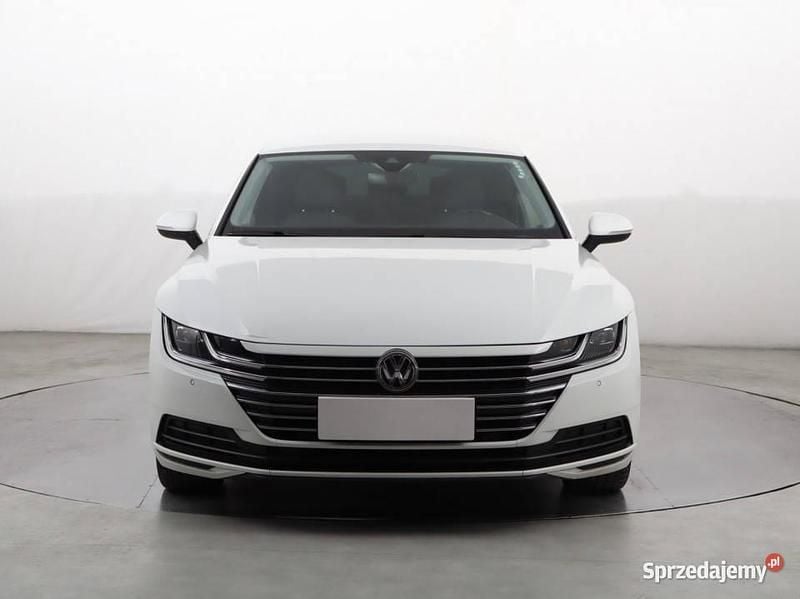 Biały Używany 2018 VW Arteon Sedan/Limuzyna | 69 999 zł (Uczciwa cena) - Obraz 1/4
