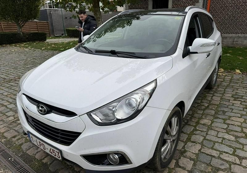 Używany Hyundai ix35 136 KM (100 kW) 2012 Biały SUV