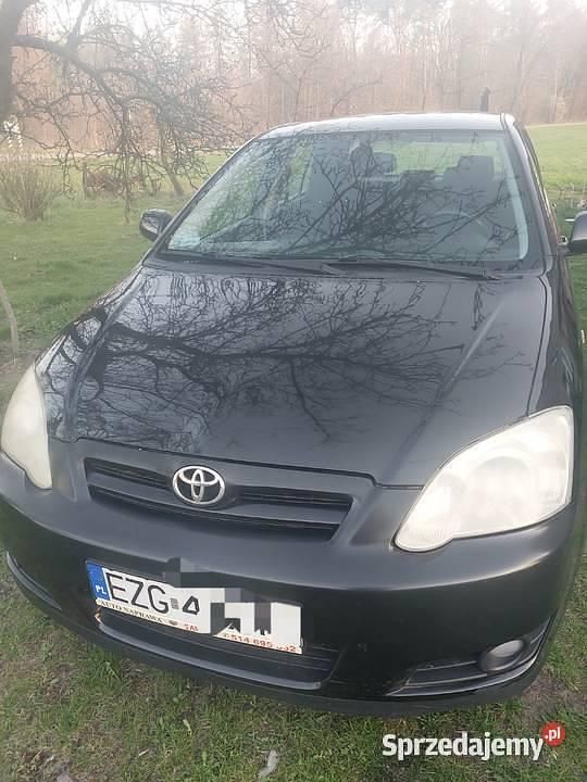 Używany Toyota Corolla 2004 Czarny Hatchback
