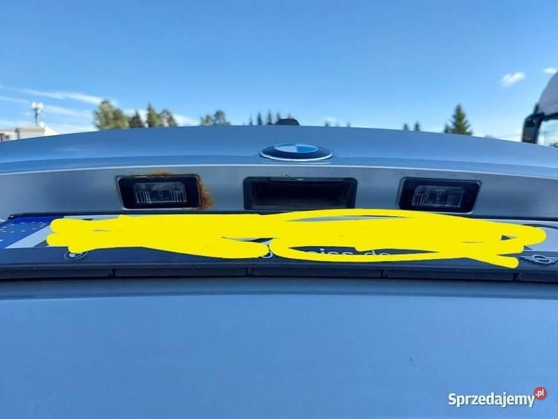 Srebrny Używany 2009 BMW 525 Kombi | 20 000 zł (Uczciwa cena) - Obraz 1/4