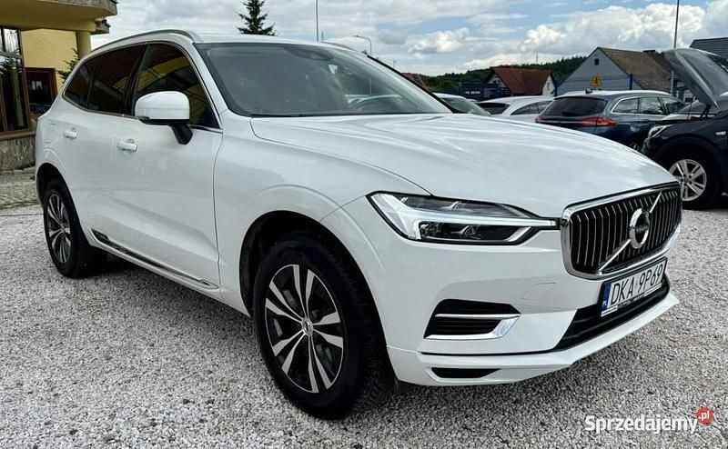 Biały Używany 2021 Volvo XC60 SUV | 139 900 zł (Dobra cena) - Obraz 1/4