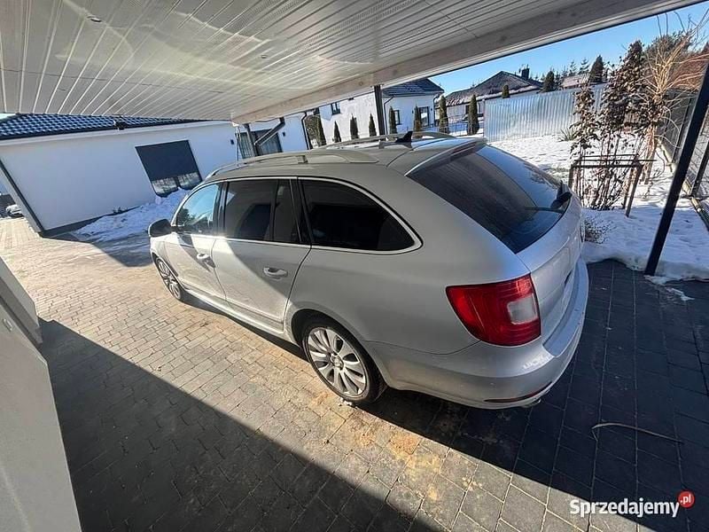 Używany Skoda Superb 170 KM (125 kW) 2010