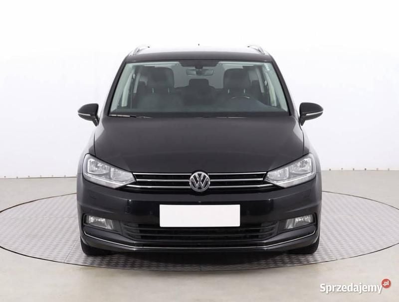 Czarny Używany 2016 VW Touran Minivan | 57 999 zł (Drogi) - Obraz 1/4