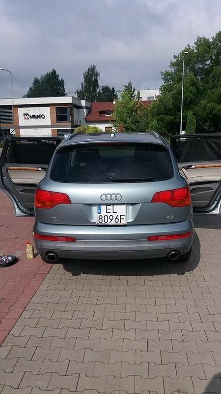 Używany Audi Q7 2007 Inny kolor SUV