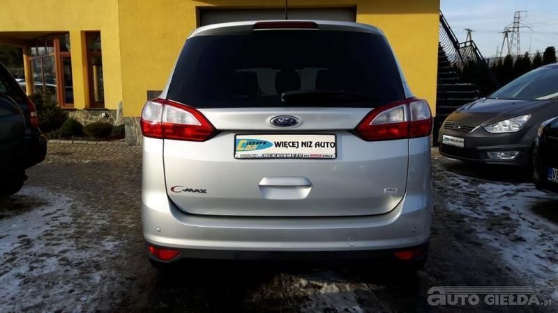 Używany Ford Grand C-Max 140 KM (102 kW) 2013 Srebrny metalik Minivan