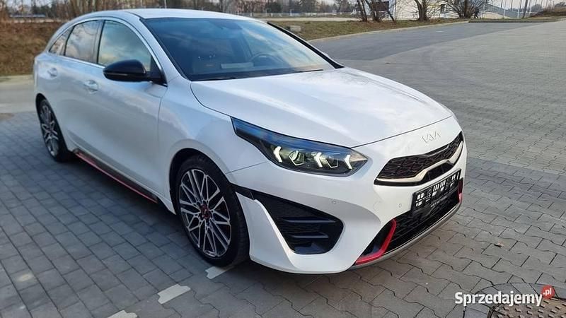 Używany 2023 Kia ProCeed 2 Hatchback | 105 000 zł (Uczciwa cena) - Obraz 1/4