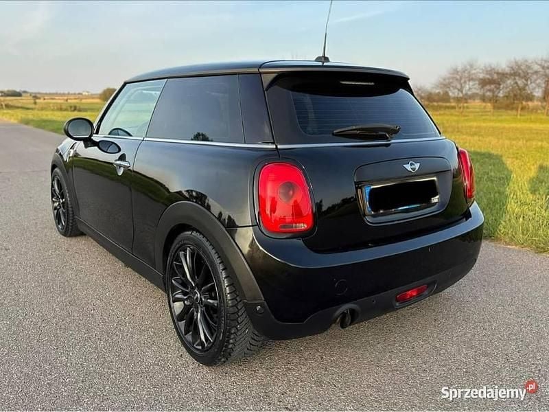 Używany Mini ONE 102 KM (75 kW) 2016 Czarny Hatchback