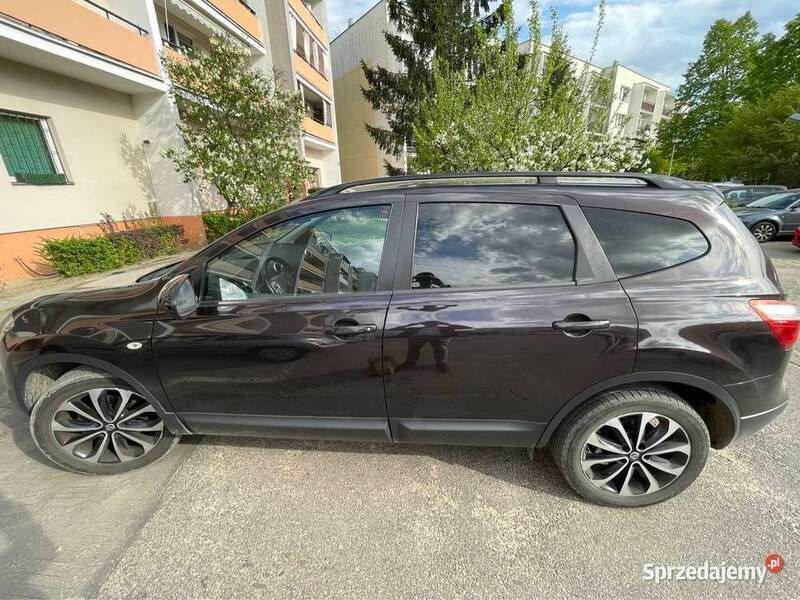 Używany Nissan Qashqai +2 2013 Bordowy SUV