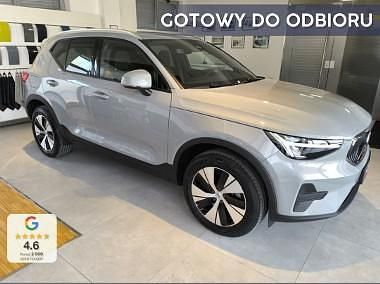 Inny kolor Nowe 2025 Volvo XC40 Core SUV | 165 800 zł - Obraz 1/4