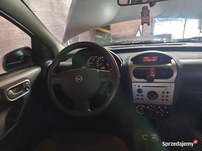Używany Opel Corsa 2002 Srebrny Hatchback
