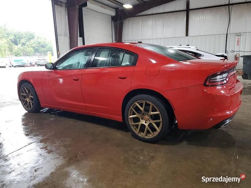 Czerwony Używany 2022 Dodge Charger SXT Sedan/Limuzyna | 52 500 zł - Obraz 1/4