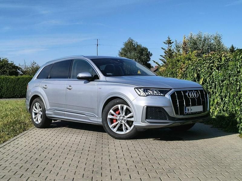 Srebrny (metalik) Używany 2020 Audi Q7 SUV | 169 900 zł (Super Cena) - Obraz 1/4