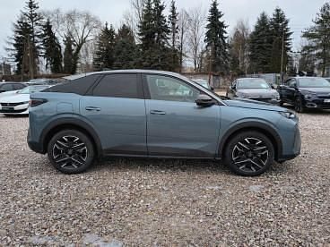 Używany Peugeot 3008 Allure 136 KM (100 kW) 2024 Niebieski SUV