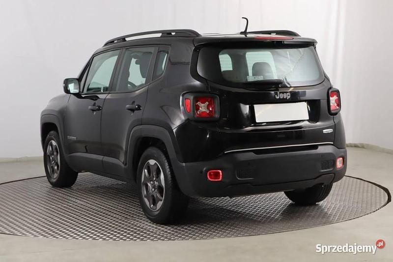 Używany Jeep Renegade 110 KM (80 kW) 2016 Czarny SUV