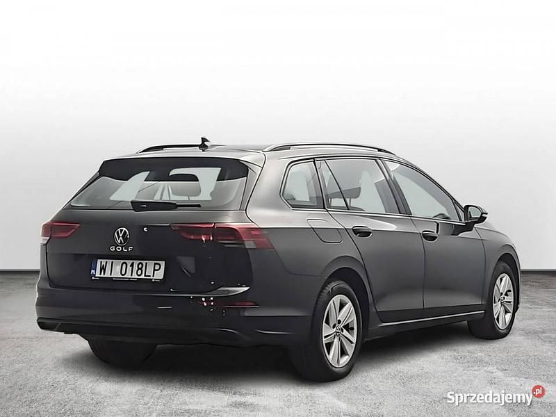 Używany VW Golf VIII Life 115 KM (84 kW) 2021 Szary (metalik) Kombi