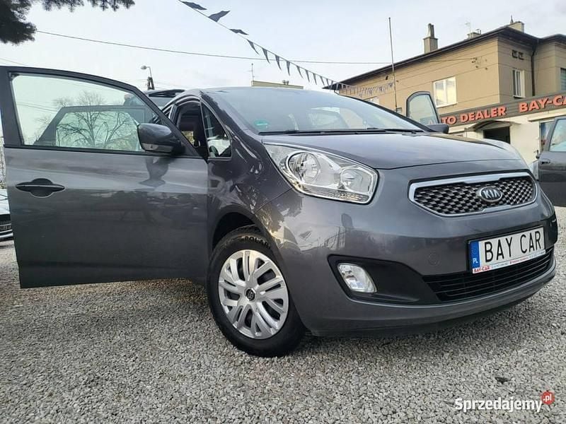 Szary Używany 2011 Kia Venga 2 Hatchback | 23 900 zł (Uczciwa cena) - Obraz 1/4