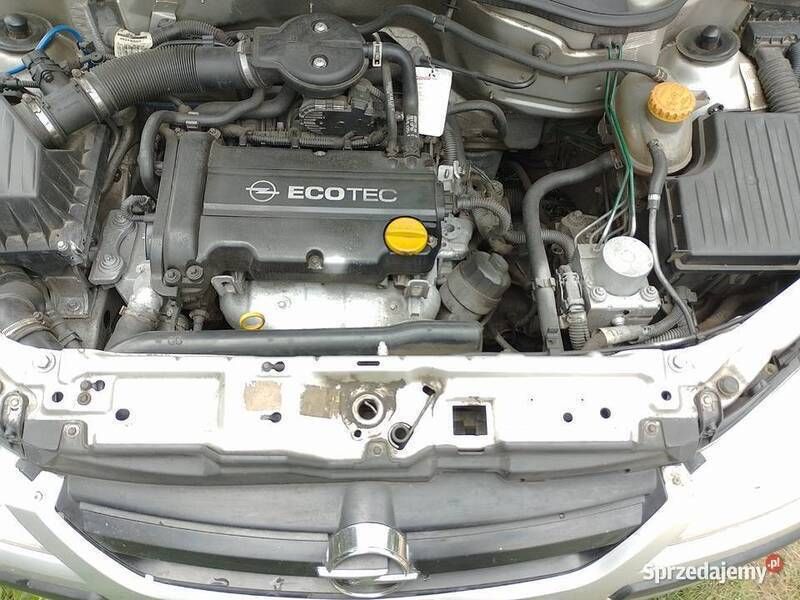 Używany Opel Corsa 80 KM (58 kW) 2005 Szary Hatchback