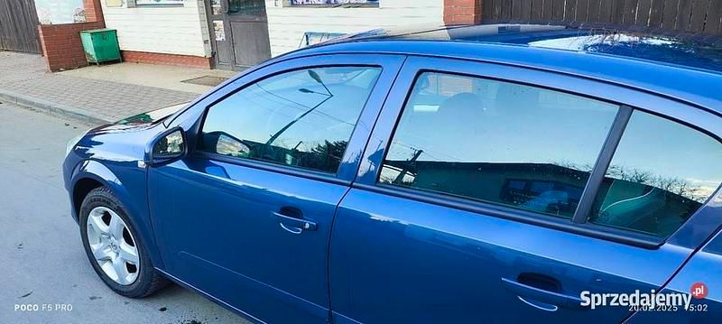 Używany Opel Astra 2008 Granatowy Hatchback