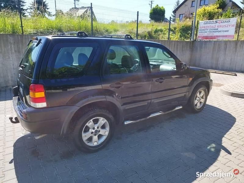 Używany Ford Maverick 2003 SUV