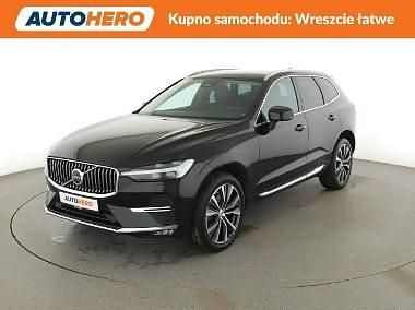 Czarny Używany 2022 Volvo XC60 SUV | 135 200 zł (Uczciwa cena) - Obraz 1/3