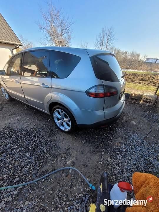 Używany Ford S-MAX S 2010 Minivan