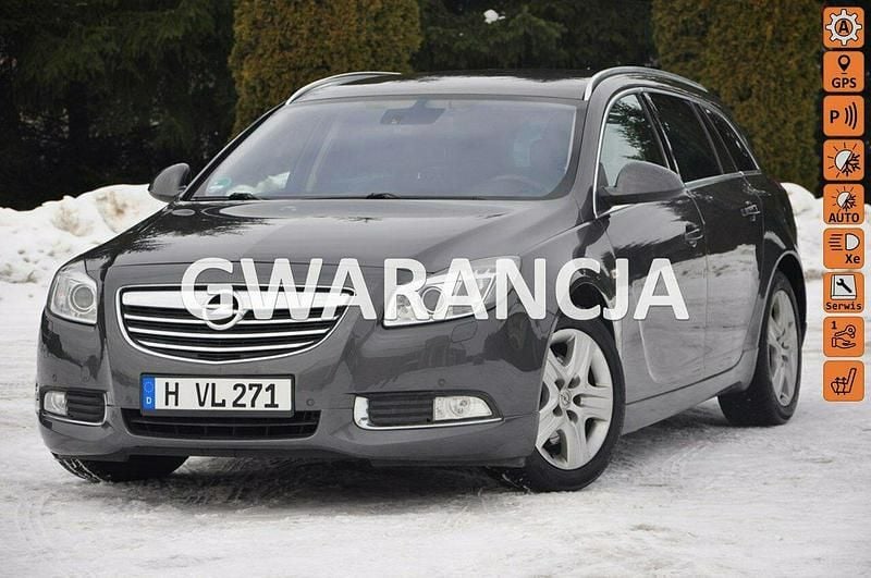 Używany Opel Insignia 220 KM (161 kW) 2010 Szary (metalik) Kombi