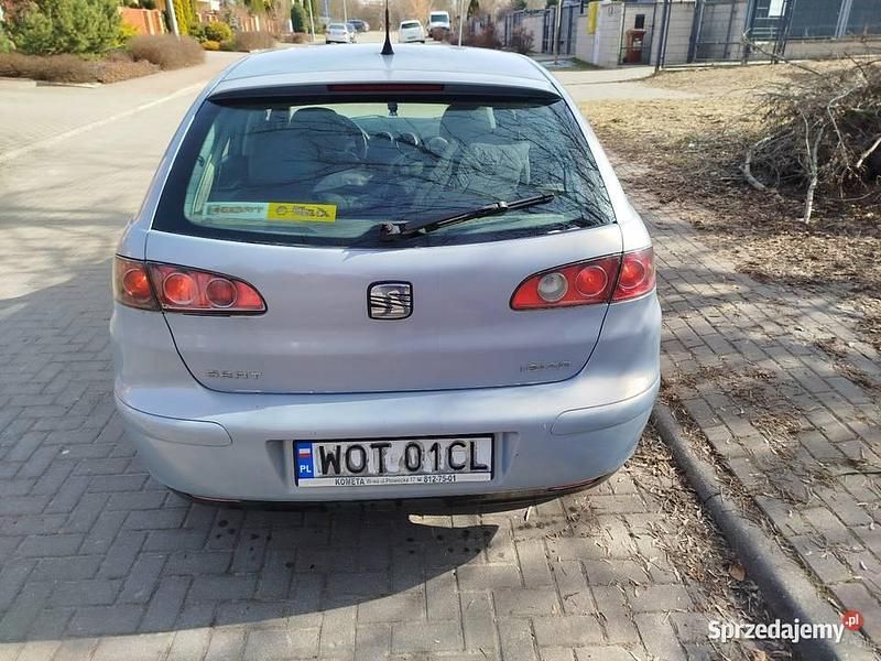 Używany Seat Ibiza 2003 Niebieski Hatchback