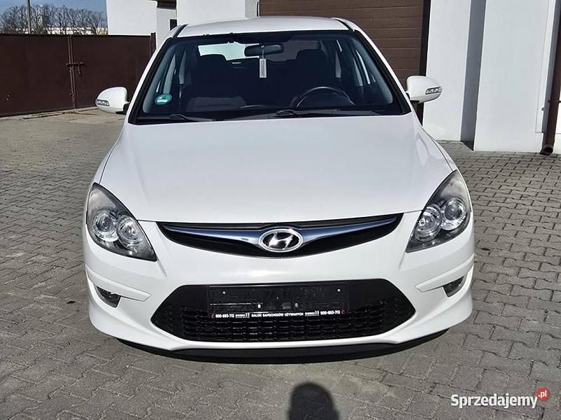 Używany Hyundai i30 2012 Biały Hatchback