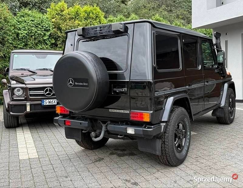 Czarny Używany 2011 Mercedes G300 SUV | 225 000 zł - Obraz 1/4