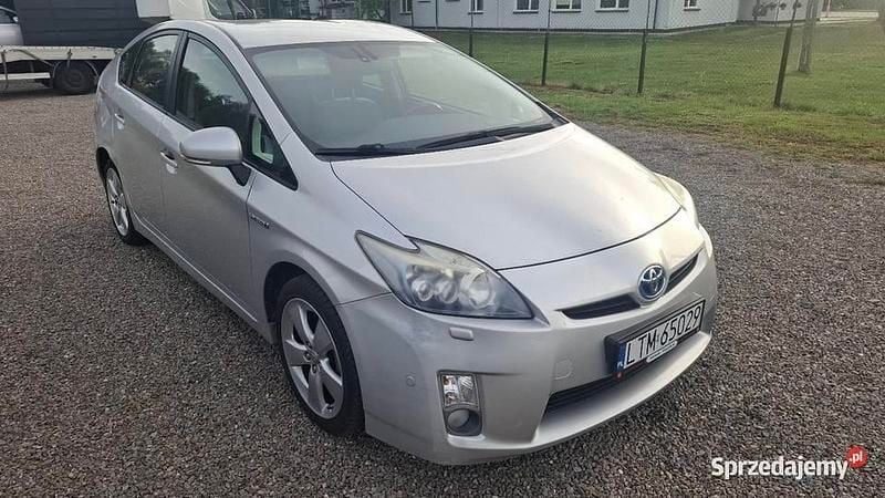 Srebrny Używany 2009 Toyota Prius Hatchback | 29 500 zł (Uczciwa cena) - Obraz 1/4