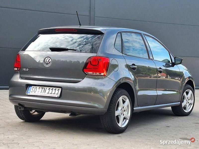 Szary Używany 2011 VW Polo Hatchback | 27 900 zł (Dość drogi) - Obraz 1/4
